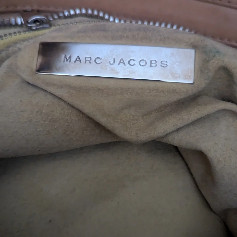 Marc Jacobs Vintage Y2K Stella Tan Leather Bag with Silver Clasp